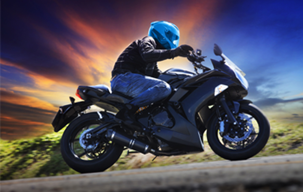 Black Sports Bike Tata Green Battery